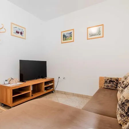 Amazing With Balcony - One Bedroom With Balcony