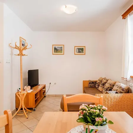 Amazing With Balcony - One Bedroom With Balcony *