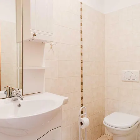 Amazing With Balcony - One Bedroom With Balcony * Log pod Mangartom