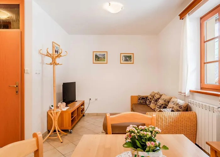 Amazing With Balcony - One Bedroom With Balcony *